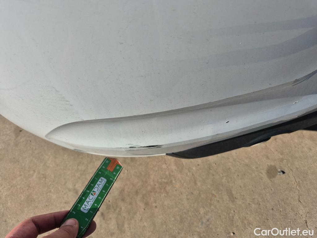  Renault  Clio RENAULT  / 2019 / 5P / berlina con portón Life SCe 49 kW (67CV) #11