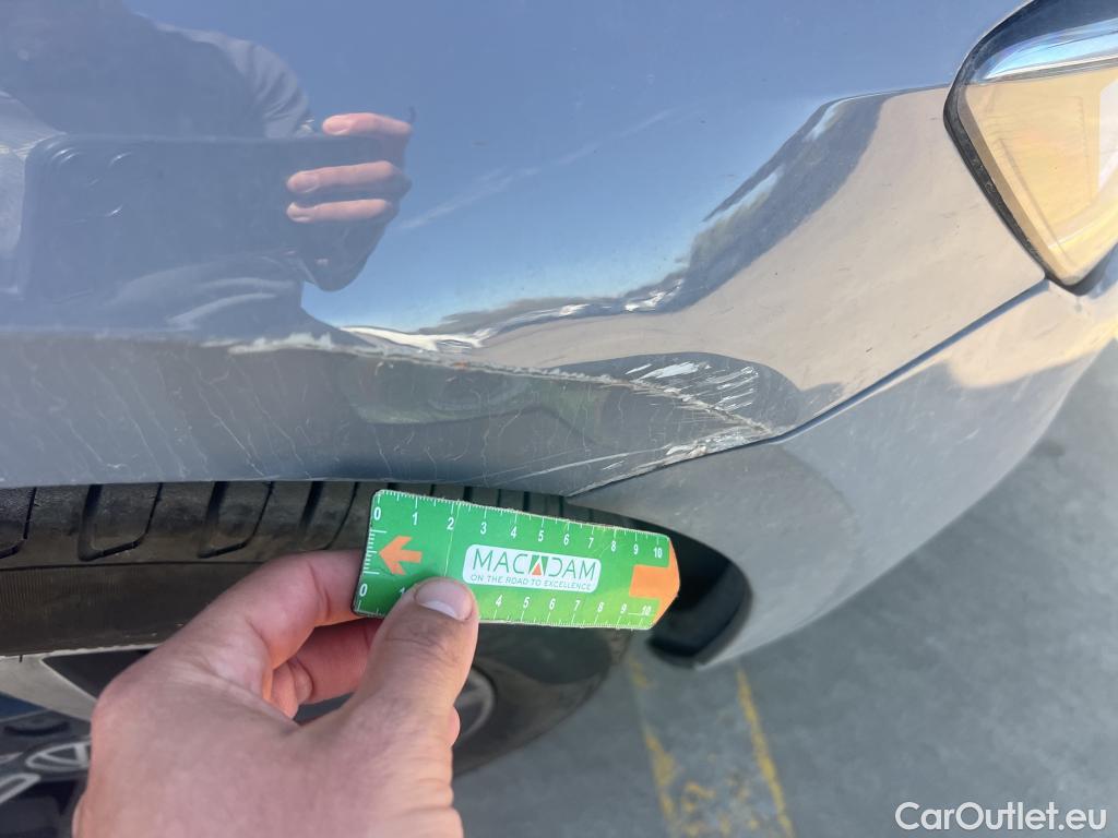  Volkswagen  Passat VOLKSWAGEN  / 2019 / 4P / sedán Executive 2.0 TDI 110kW (150CV) #4