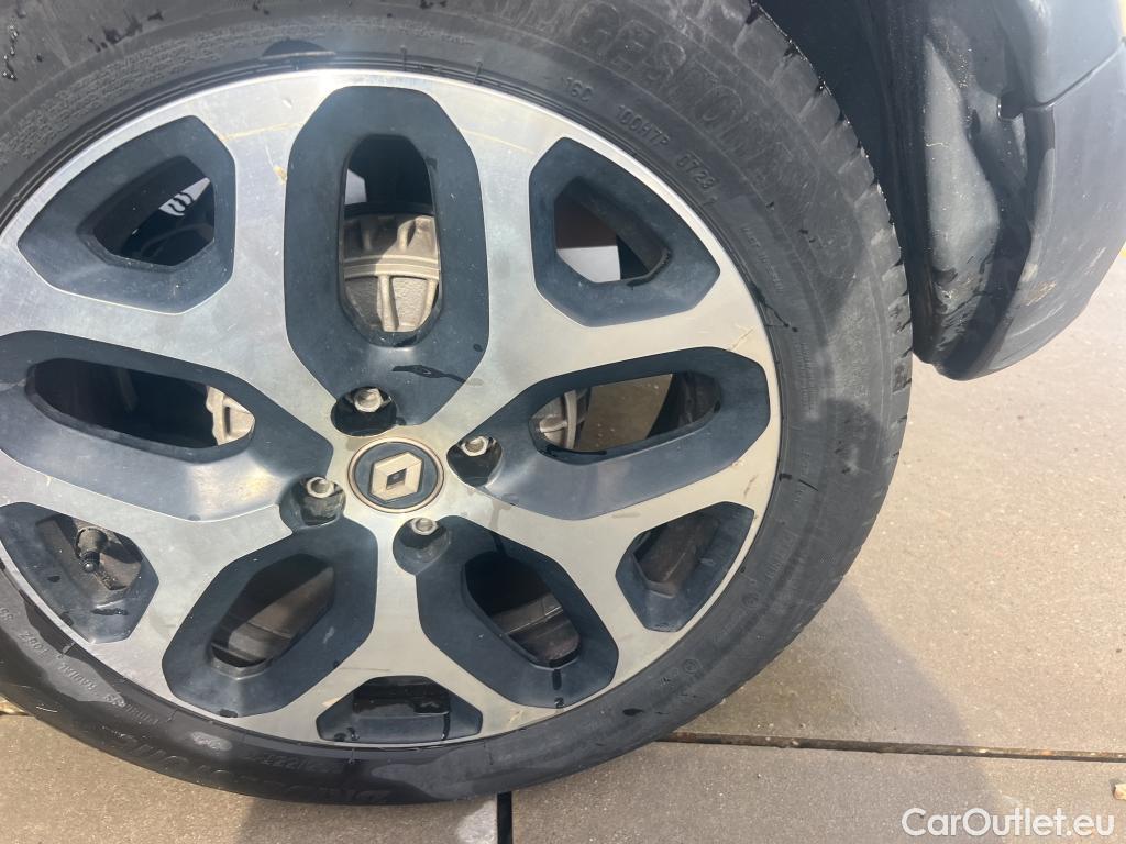  Renault  Captur RENAULT  / 2017 / 5P / crossover Zen TCe 66kW (90CV) -18 (CX) #1