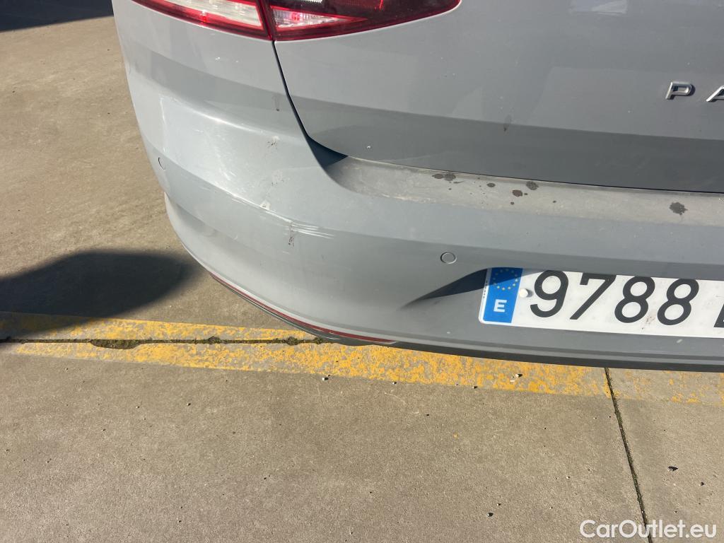  Volkswagen  Passat VOLKSWAGEN  / 2019 / 4P / sedán Executive 2.0 TDI 110kW (150CV) #12