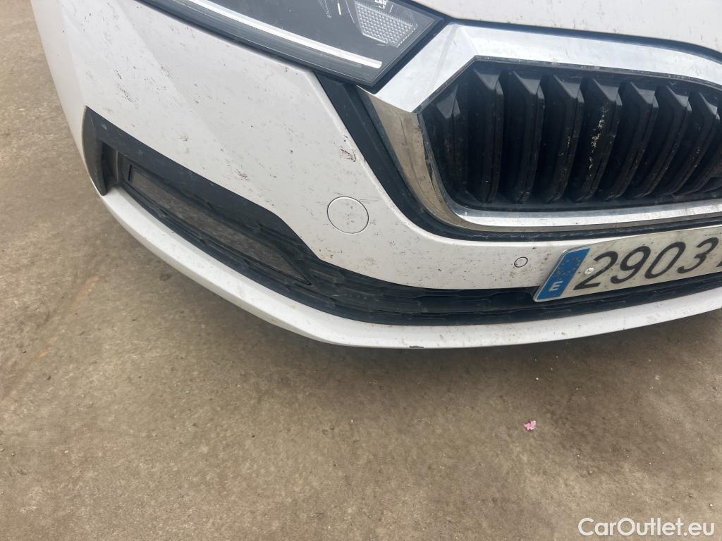  Skoda  Octavia SKODA  / 2020 / 5P / berlina con portón 2.0 TDI 110kW (150CV) Manual Ambition #5