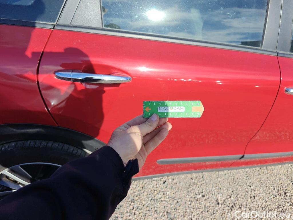  KIA  Niro KIA  / 2019 / 5P / crossover 1.6 GDi HEV 104kW (141CV) Drive #5