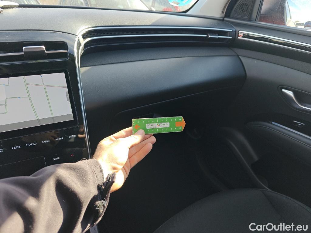  Hyundai  Tucson HYUNDAI  / 2020 / 5P / todoterreno 1.6 TGDI PHEV 195kW Tecno Sky Auto 4x4 #16