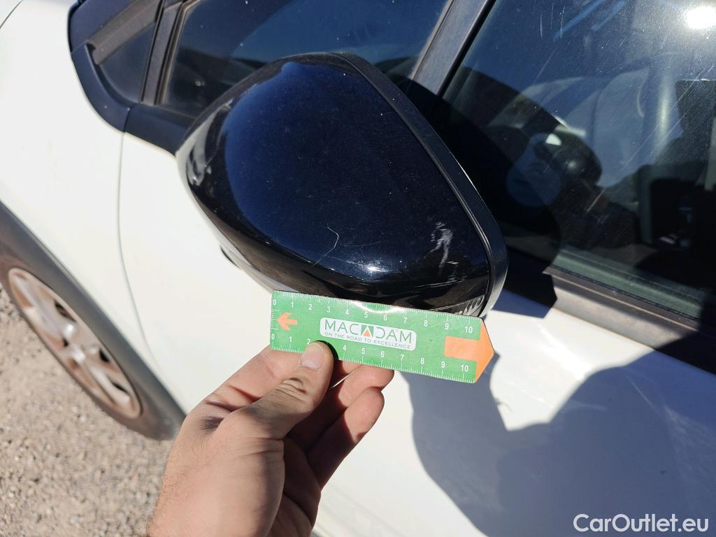  Citroen  C3 CITROEN  / 2016 / 5P / berlina con portón BlueHDi 73KW (100CV) S&S FEEL #54