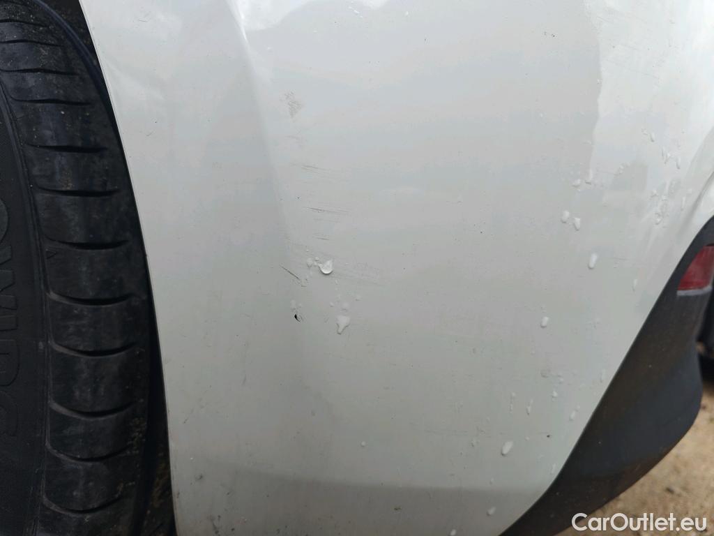  KIA  Rio KIA  / 2020 / 5P / berlina con portón 1.2 DPi 62kW (84CV) Concept #33