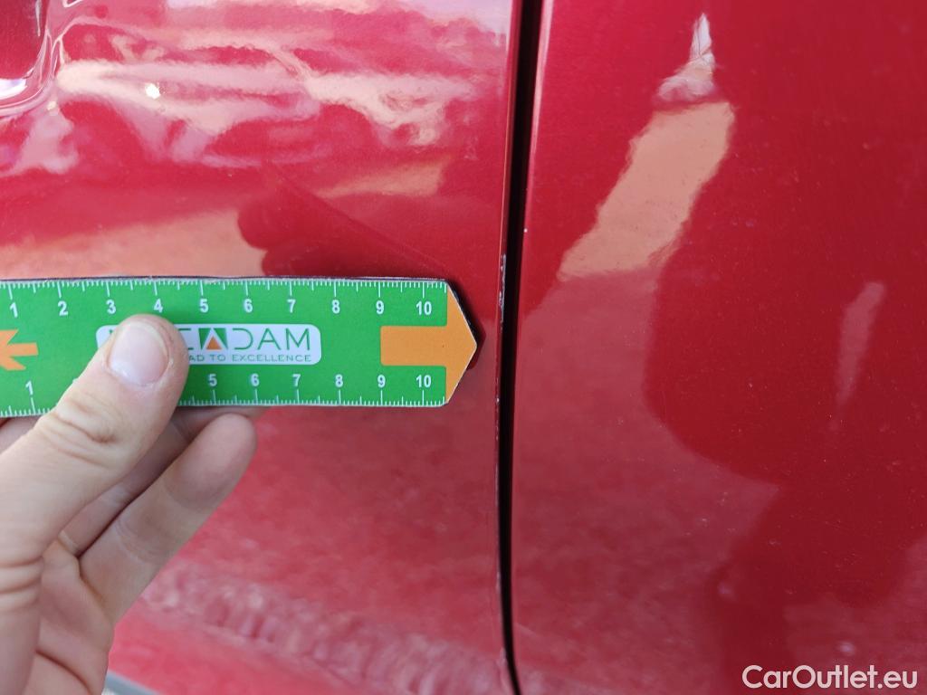  KIA  Niro KIA  / 2019 / 5P / crossover 1.6 GDi HEV 104kW (141CV) Drive #3