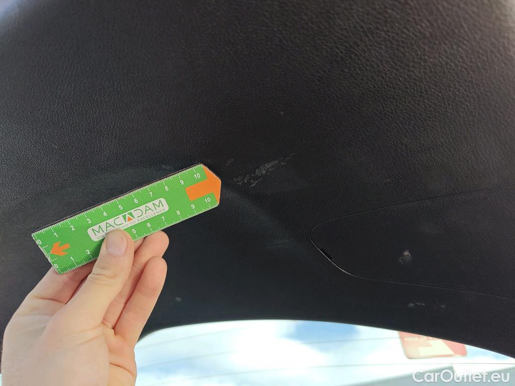  KIA  Niro KIA  / 2019 / 5P / crossover 1.6 GDi HEV 104kW (141CV) Drive #18