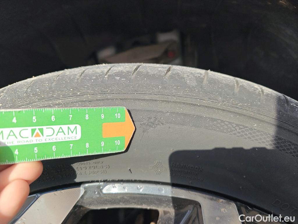  Hyundai  Tucson HYUNDAI  / 2020 / 5P / todoterreno 1.6 TGDI PHEV 195kW Tecno Sky Auto 4x4 #6