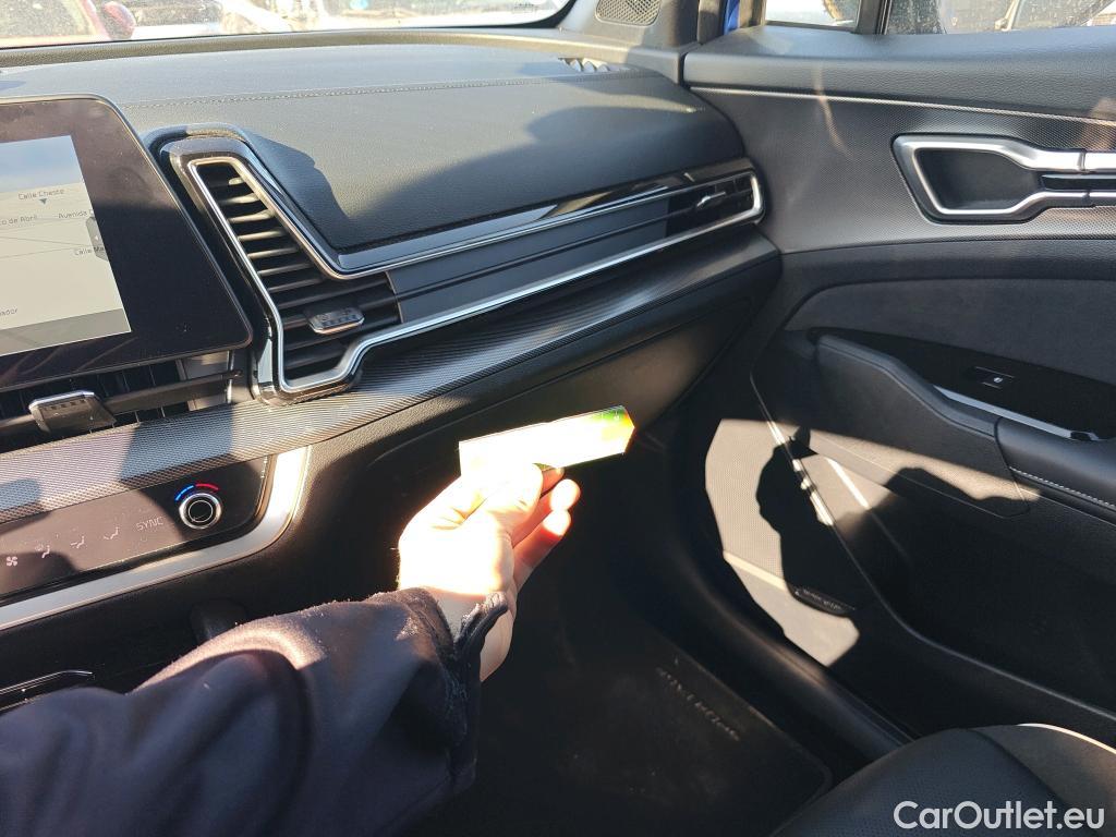  KIA  Sportage KIA  / 2022 / 5P / todoterreno 1.6 T-GDi HEV 171kW (230CV) GT-line 4X2 #19