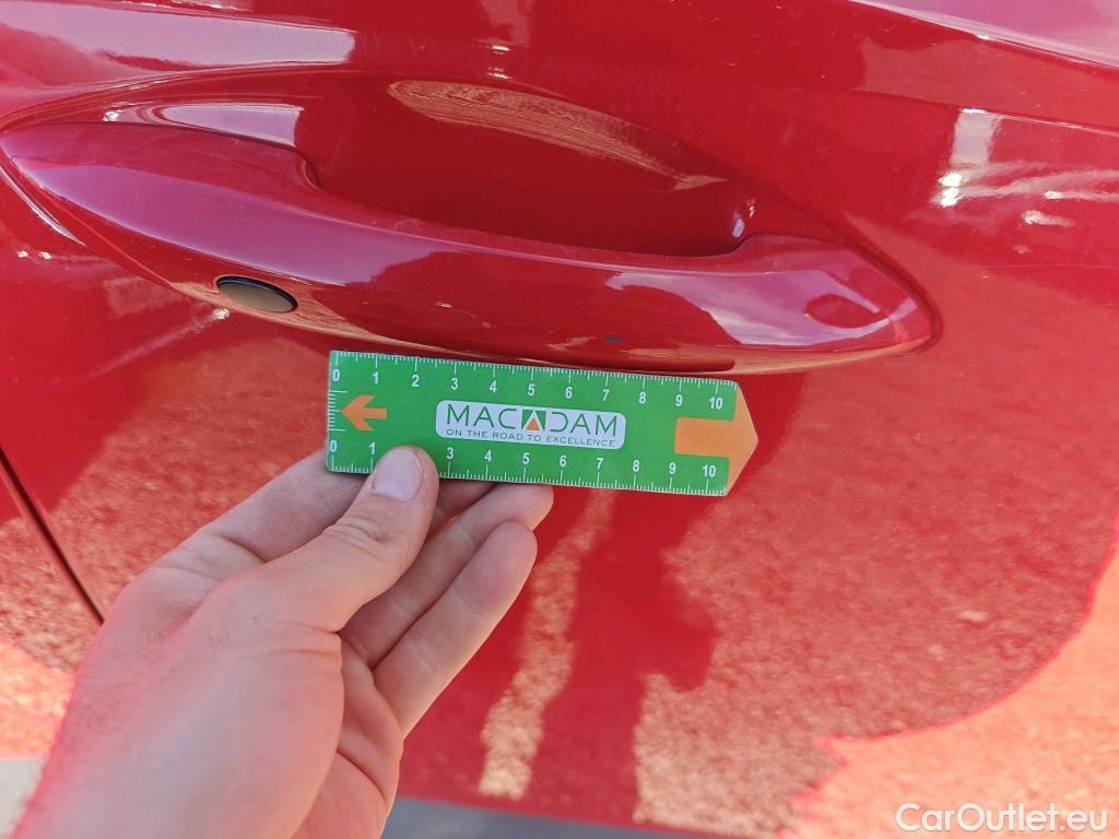  Hyundai  Tucson HYUNDAI  / 2020 / 5P / todoterreno 1.6 TGDI PHEV 195kW Tecno Sky Auto 4x4 #27