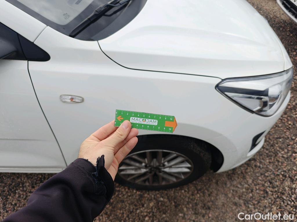  KIA  Rio KIA  / 2020 / 5P / berlina con portón 1.2 DPi 62kW (84CV) Concept #45