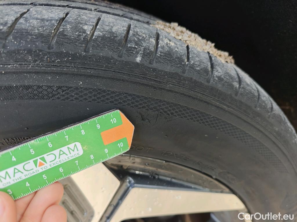  Hyundai  Tucson HYUNDAI  / 2020 / 5P / todoterreno 1.6 TGDI PHEV 195kW Tecno Sky Auto 4x4 #7