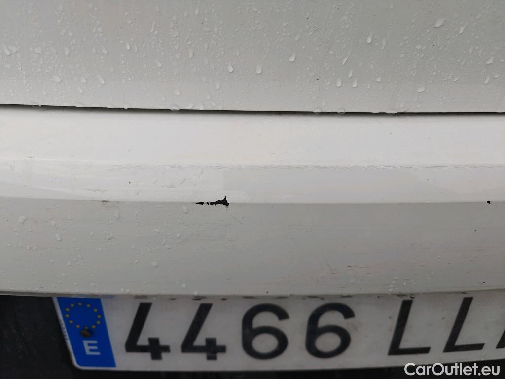  KIA  Rio KIA  / 2020 / 5P / berlina con portón 1.2 DPi 62kW (84CV) Concept #35