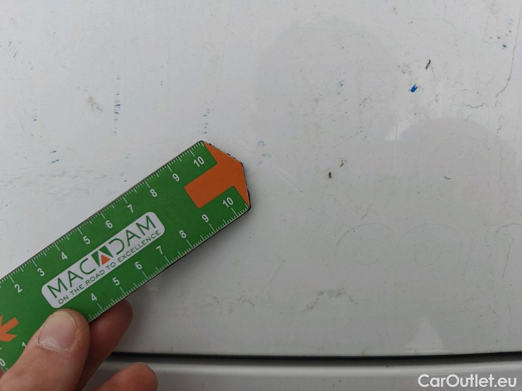  Ford  Focus FORD  / 2018 / 5P / berlina con portón 1.5 Ecoblue 88kW Trend+ #22