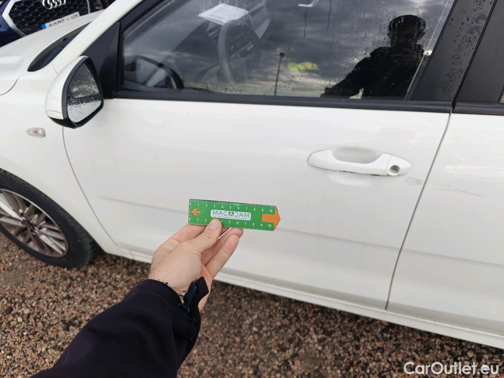  KIA  Rio KIA  / 2020 / 5P / berlina con portón 1.2 DPi 62kW (84CV) Concept #5