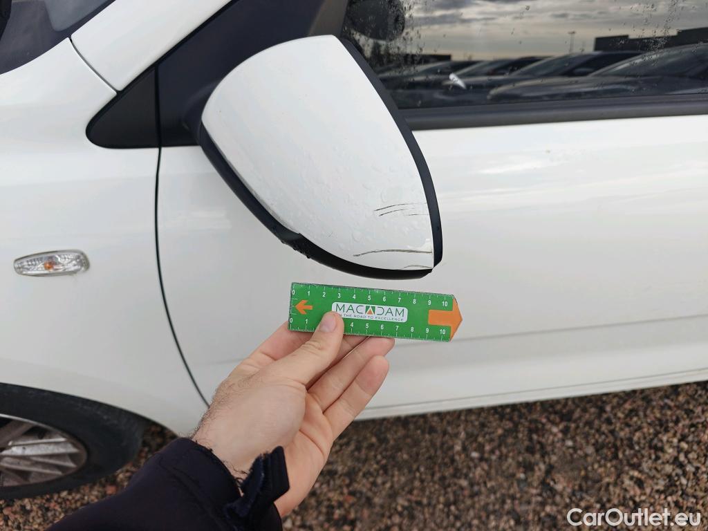  KIA  Rio KIA  / 2020 / 5P / berlina con portón 1.2 DPi 62kW (84CV) Concept #47