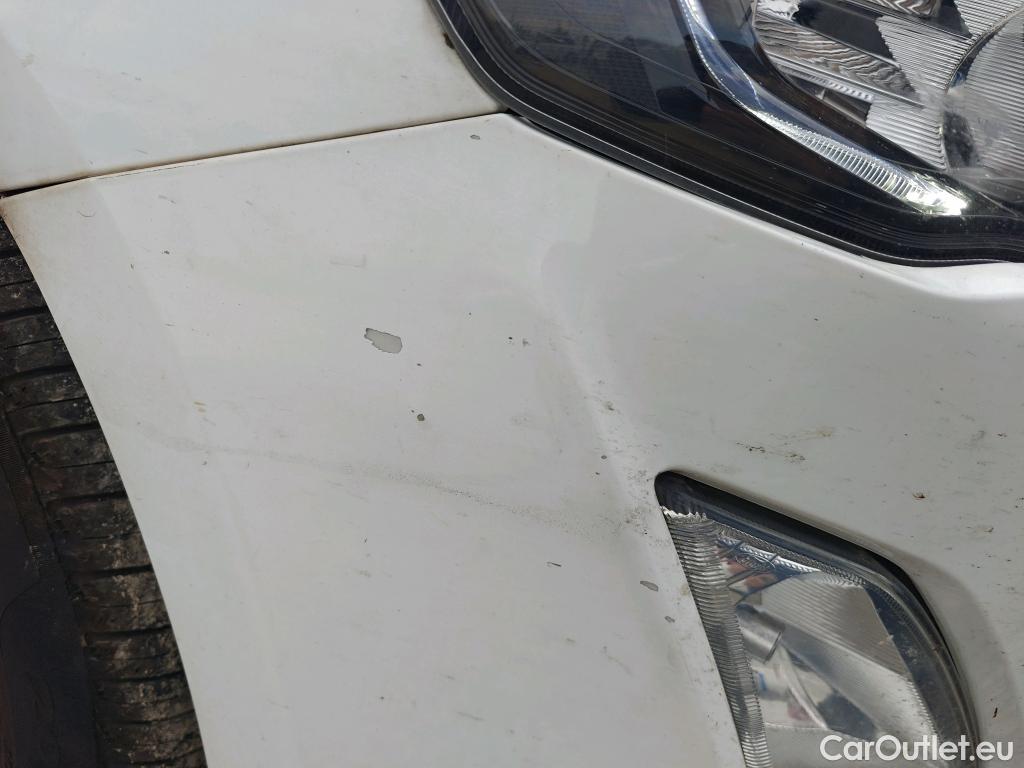  Ford  Focus FORD  / 2018 / 5P / berlina con portón 1.5 Ecoblue 88kW Trend+ #43