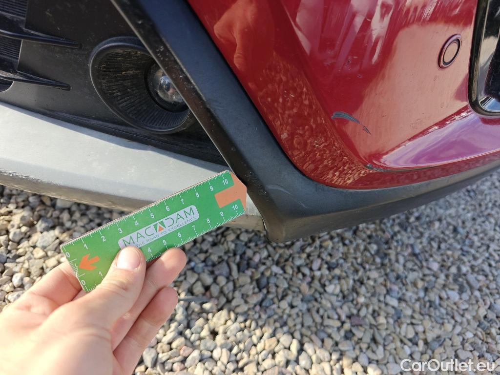  KIA  Niro KIA  / 2019 / 5P / crossover 1.6 GDi HEV 104kW (141CV) Drive #38