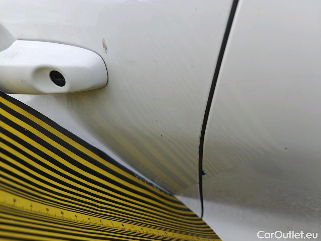  Ford  Focus FORD  / 2018 / 5P / berlina con portón 1.5 Ecoblue 88kW Trend+ #8