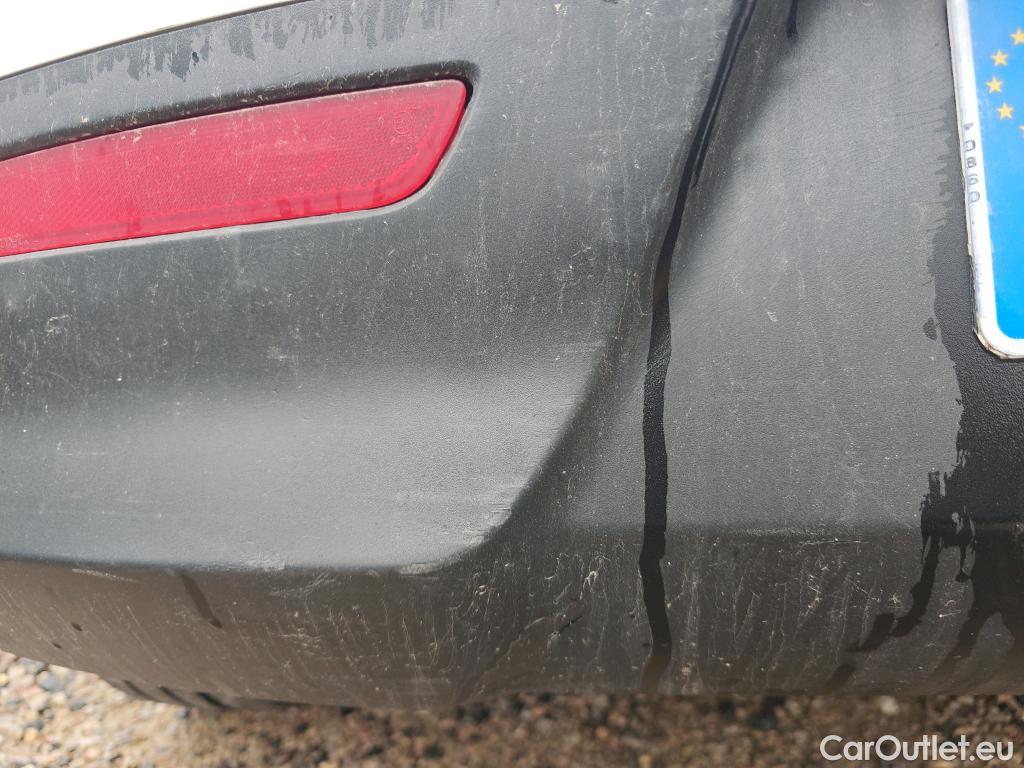  KIA  Rio KIA  / 2020 / 5P / berlina con portón 1.2 DPi 62kW (84CV) Concept #26