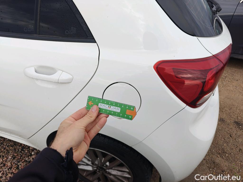  KIA  Rio KIA  / 2020 / 5P / berlina con portón 1.2 DPi 62kW (84CV) Concept #56