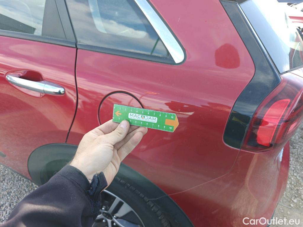  KIA  Niro KIA  / 2019 / 5P / crossover 1.6 GDi HEV 104kW (141CV) Drive #61