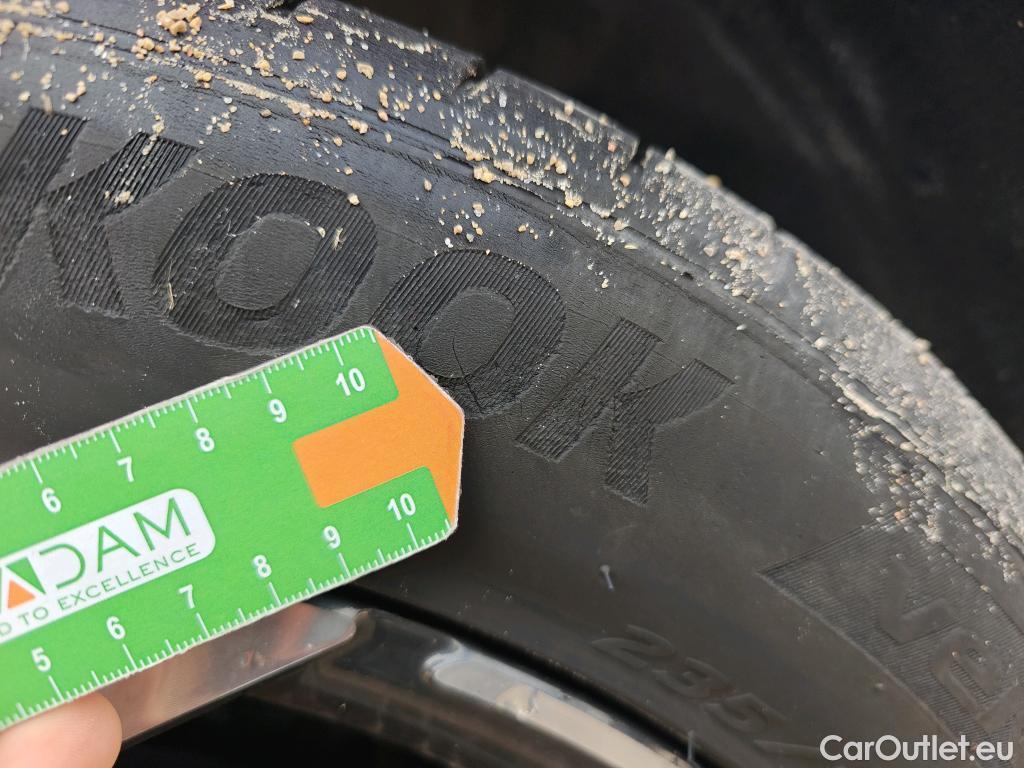  Hyundai  Tucson HYUNDAI  / 2020 / 5P / todoterreno 1.6 TGDI PHEV 195kW Tecno Sky Auto 4x4 #9