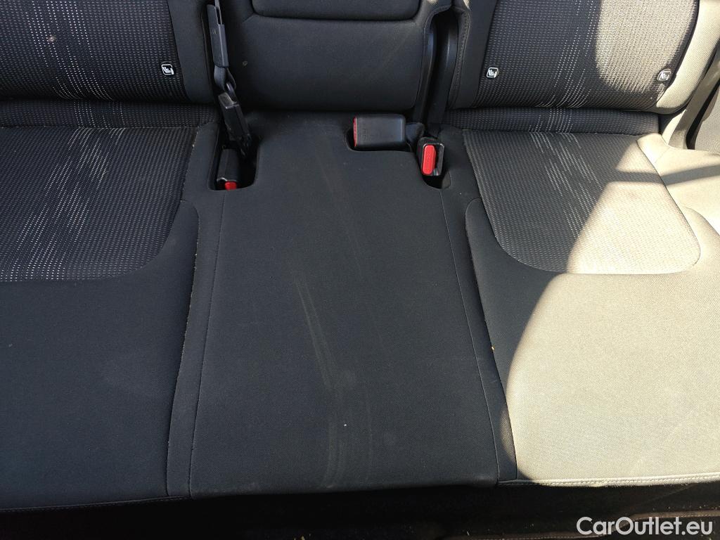  KIA  Sportage KIA  / 2022 / 5P / todoterreno 1.6 T-GDi HEV 171kW (230CV) Drive 4X2 #53