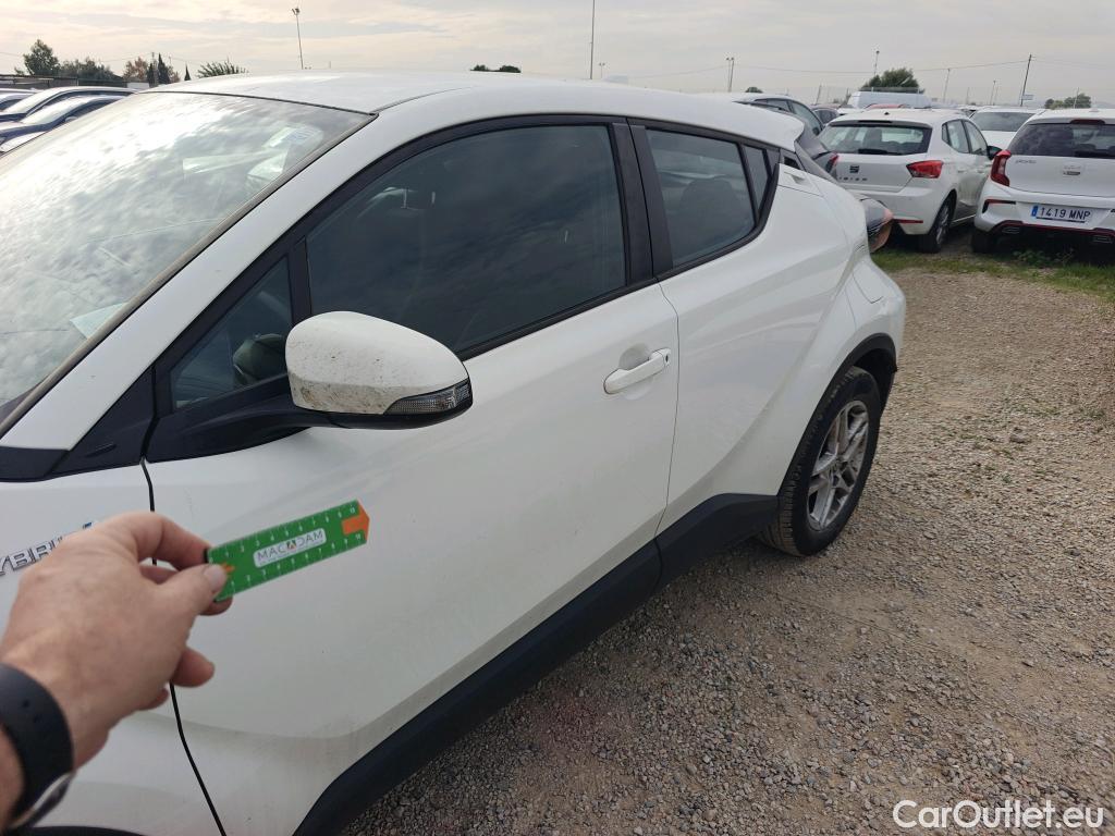  Toyota  C-HR TOYOTA  / 2019 / 5P / todoterreno 1.8 125H Active #10