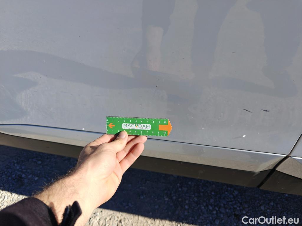  Peugeot  2008 PEUGEOT  / 2019 / 5P / todoterreno Allure BlueHDI 81kW (110CV) #11