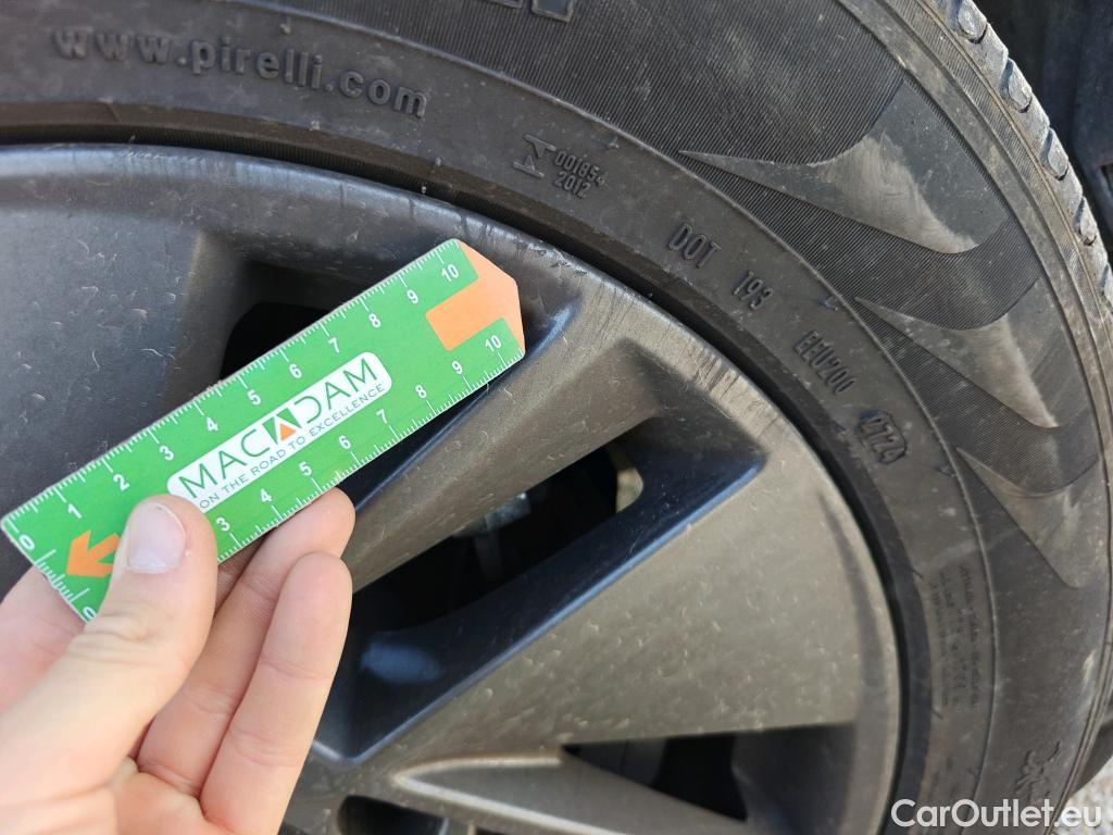  Nissan  Qashqai NISSAN  / 2021 / 5P / todoterreno DIG-T 116kW (158CV) mHEV Xtronic Acenta (AC2) #24