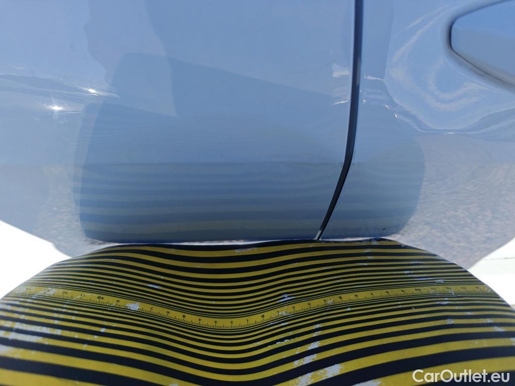  KIA  Sportage KIA  / 2022 / 5P / todoterreno 1.6 T-GDi HEV 171kW (230CV) Drive 4X2 #9