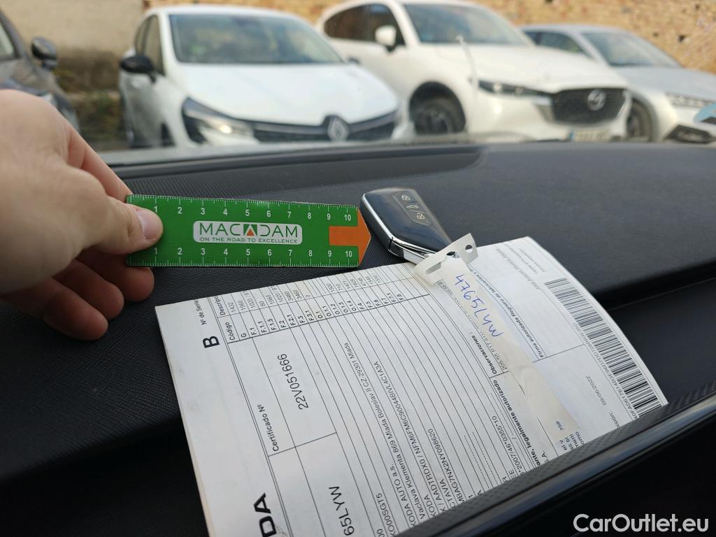  Skoda  Octavia SKODA  / 2020 / 5P / berlina con portón 2.0 TDI 85kW (115 CV) Manual Ambition #2