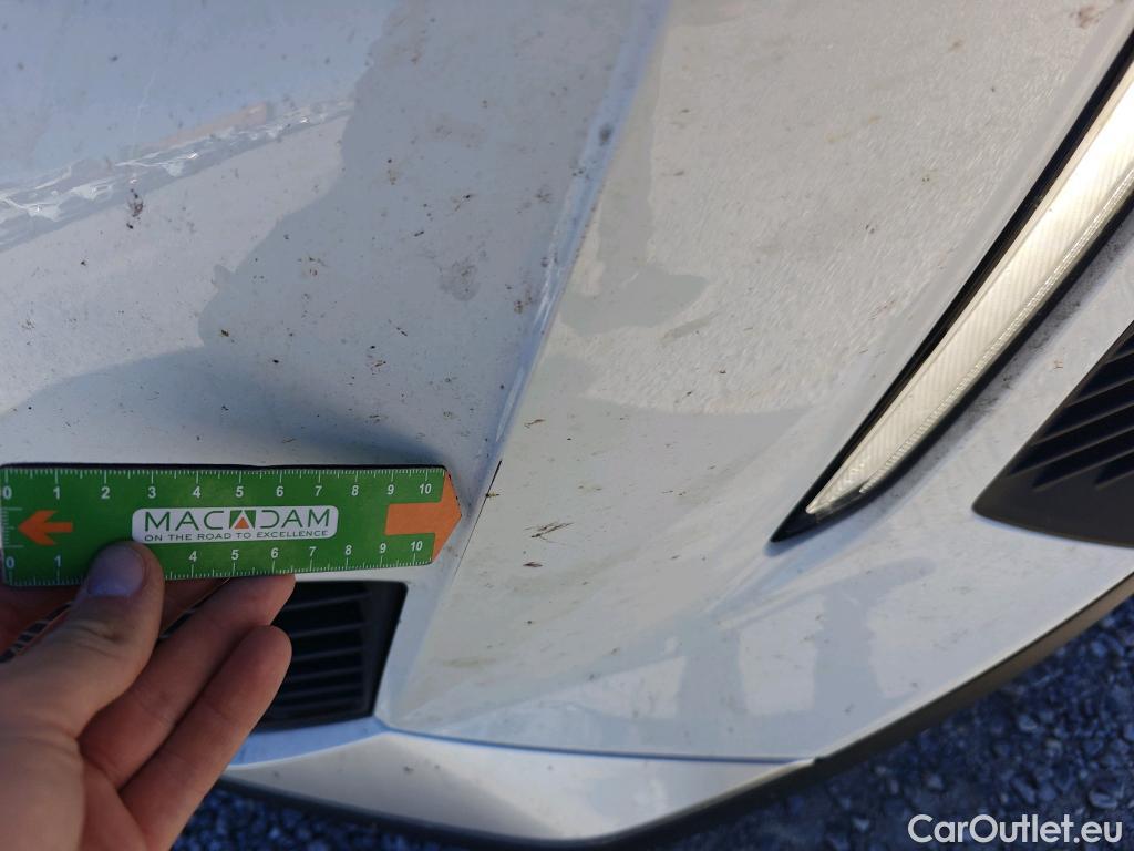  Peugeot  2008 PEUGEOT  / 2019 / 5P / todoterreno Allure BlueHDI 81kW (110CV) #41