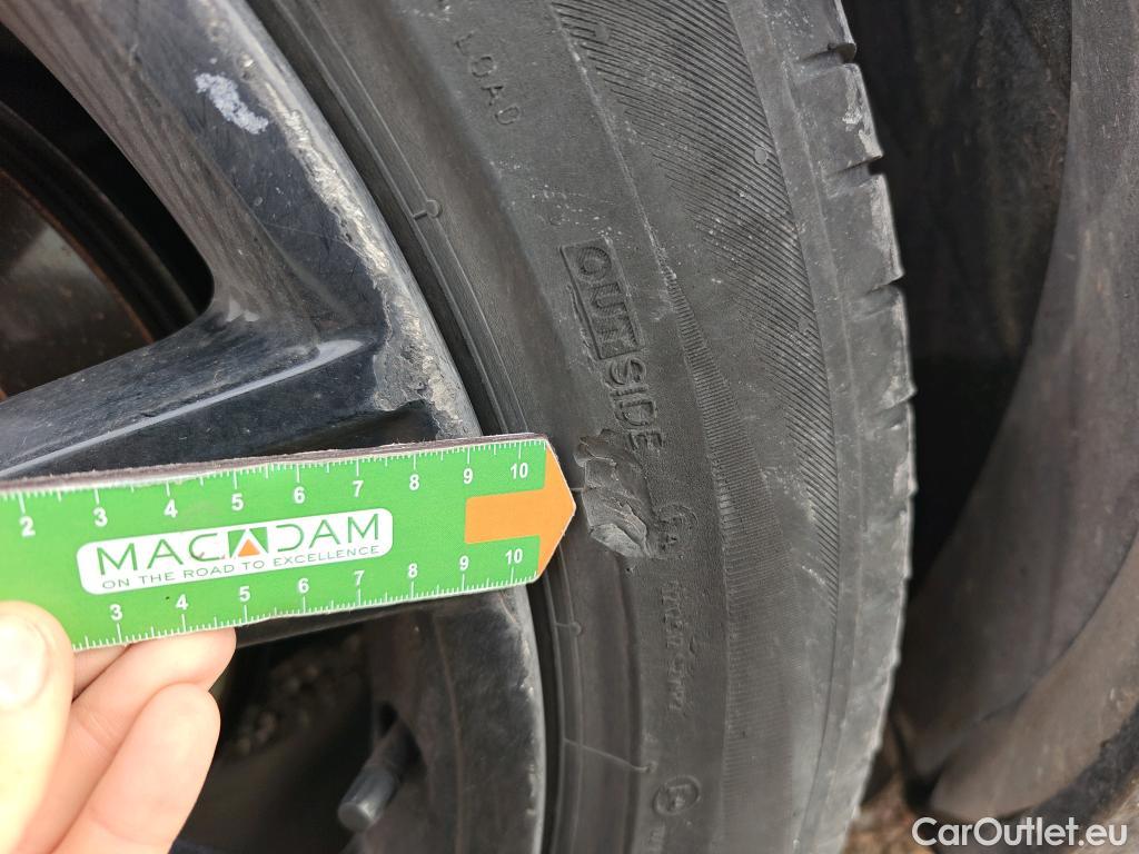  Land Rover  Range Rover Sport LAND ROVER  / 2017 / 5P / todoterreno 2.0 Si4 PHEV 297kW (404CV) HSE #2