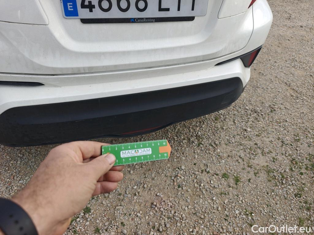  Toyota  C-HR TOYOTA  / 2019 / 5P / todoterreno 1.8 125H Active #19