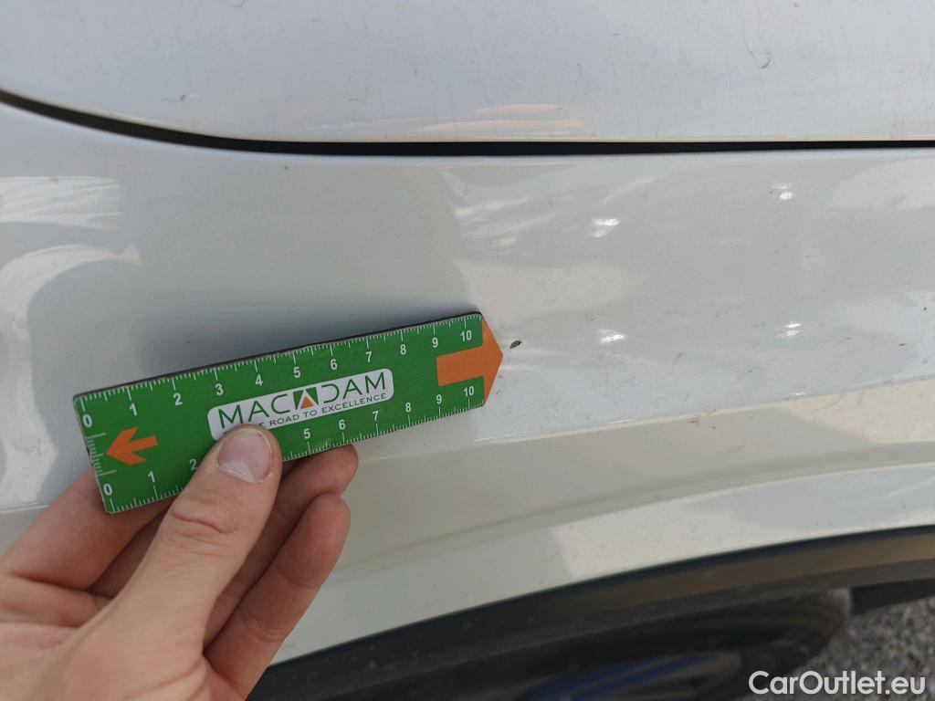  Nissan  Qashqai NISSAN  / 2021 / 5P / todoterreno DIG-T 116kW (158CV) mHEV Xtronic Acenta (AC2) #38