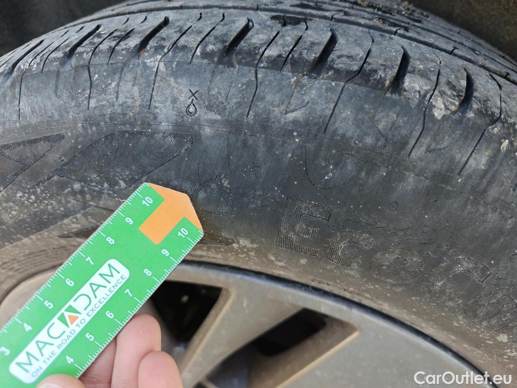  Nissan  Qashqai NISSAN  / 2021 / 5P / todoterreno DIG-T 116kW (158CV) mHEV Xtronic Acenta (AC2) #12