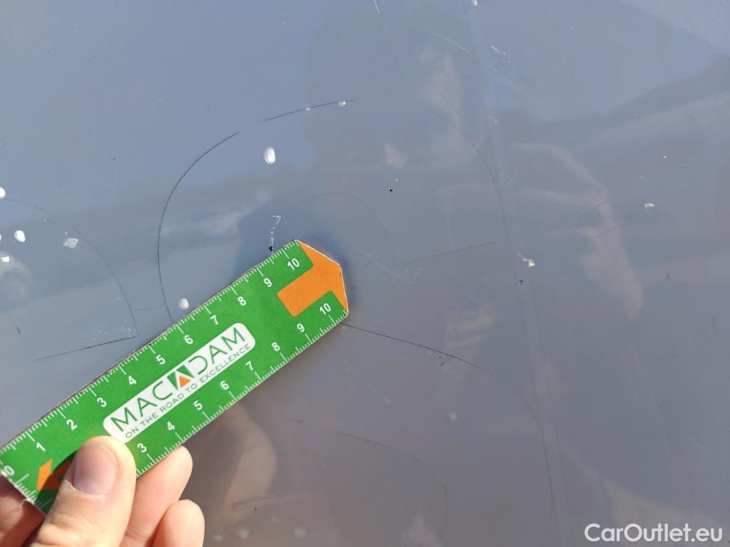  Peugeot  2008 PEUGEOT  / 2019 / 5P / todoterreno Allure BlueHDI 81kW (110CV) #29