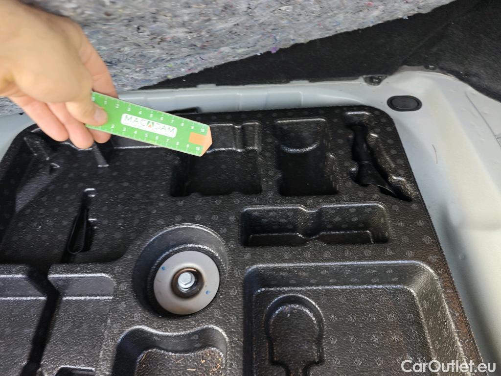  Nissan  Qashqai NISSAN  / 2021 / 5P / todoterreno DIG-T 116kW (158CV) mHEV Xtronic Acenta (AC2) #18