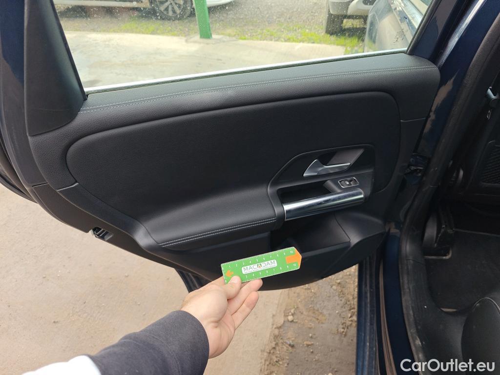  Mercedes  B-Klasse MERCEDES-BENZ Clase B / 2019 / 5P / monovolumen compacto B 180 d #4