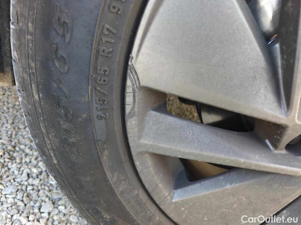  Nissan  Qashqai NISSAN  / 2021 / 5P / todoterreno DIG-T 116kW (158CV) mHEV Xtronic Acenta (AC2) #23