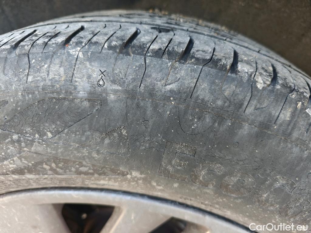  Nissan  Qashqai NISSAN  / 2021 / 5P / todoterreno DIG-T 116kW (158CV) mHEV Xtronic Acenta (AC2) #13