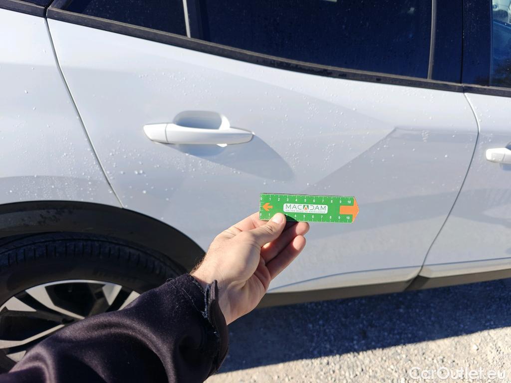  Peugeot  2008 PEUGEOT  / 2019 / 5P / todoterreno Allure BlueHDI 81kW (110CV) #20