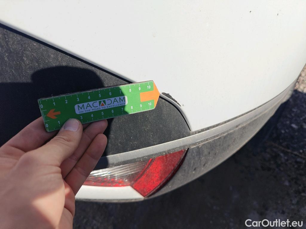  KIA  Sportage KIA  / 2022 / 5P / todoterreno 1.6 T-GDi HEV 171kW (230CV) Drive 4X2 #58