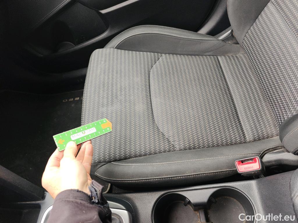  KIA  XCeed KIA  / 2019 / 5P / todoterreno 1.0 T-GDi Drive 88kW (120CV) #4