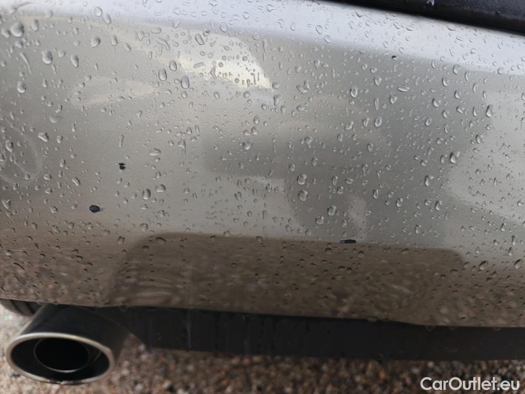  Toyota  RAV4 TOYOTA  / 2018 / 5P / todoterreno 2.5l 220H Advance #23