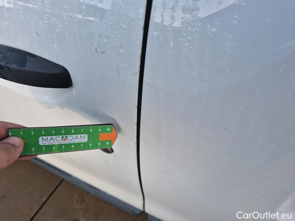  Dacia  Dokker DACIA  / 2013 / 4P / furgón derivado de turismo Van Essential Blue dCi 70kW (95CV) #8