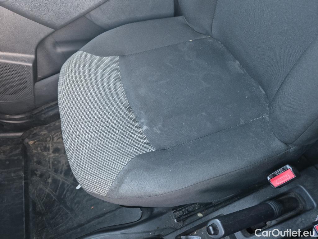  Dacia  Dokker DACIA  / 2013 / 4P / furgón derivado de turismo Van Essential Blue dCi 70kW (95CV) #27