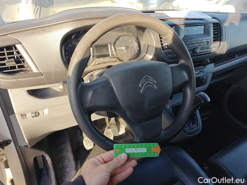  Citroen  Jumpy CITROEN  / 2016 / 4P / furgón Talla M BlueHDi 100 S&S 6v Control #85